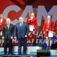 Владивостокские самбистки завоевали две золотые медали на чемпионате России
