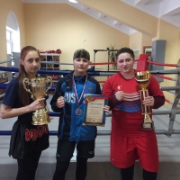 Приморские спортсменки вернулись с международного турнира по боксу с медалями